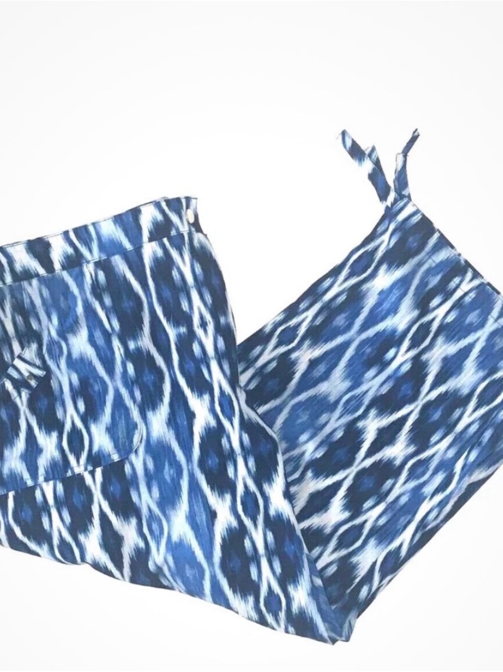 Chico’s Zenergy Blue Ikat  Lightweight Crop Pant Size 3 Petite NWT Retail $89